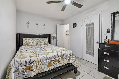 9318 N 11th Street, Tampa, FL 33612 - Photo 18