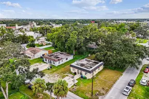 9318 N 11th St, Tampa, FL 33612 - Photo 24