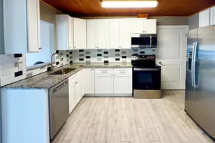 7302 Hatteras Dr, Hudson, FL 34667 - Photo 12