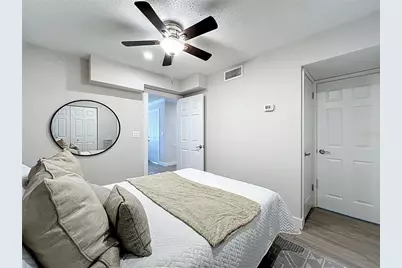250 Rosery Road NW #202, Largo, FL 33770 - Photo 12