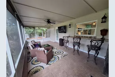 9613 Leeward Avenue, Largo, FL 33773 - Photo 38