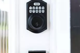 818 W Plymouth St, Tampa, FL 33603 - Photo 32