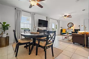 105 Pompano Dr SE, Saint Petersburg, FL 33705 - Photo 12