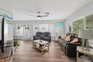 1004 Peninsula Ave, Tarpon Springs, FL 34689 - Photo 8