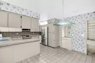 14355 83rd Pl, Seminole, FL 33776 - Photo 10