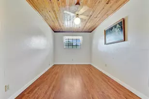 7015 Spears Rd, Plant City, FL 33567 - Photo 14