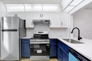 1420 Oak Hl Dr, Dunedin, FL 34698 - Photo 4