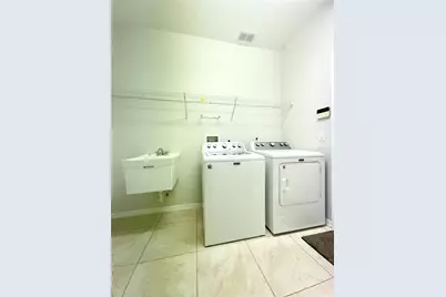 30533 Lettingwell Circle, Wesley Chapel, FL 33543 - Photo 16