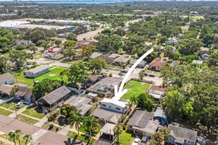 2035 28th St S, Saint Petersburg, FL 33712 - Photo 72