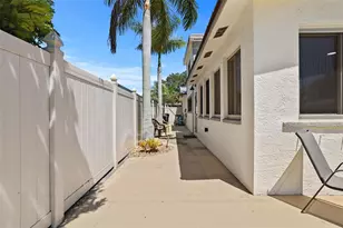 2035 28th St S, Saint Petersburg, FL 33712 - Photo 60