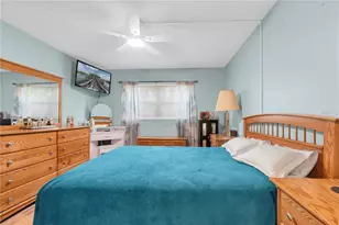 11485 Oakhurst Rd, Largo, FL 33774 - Photo 14