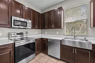 5909 Wedgefield Dr, Zephyrhills, FL 33541 - Photo 6