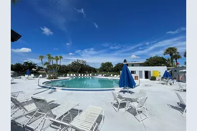 8075 112th Street #203, Seminole, FL 33772 - Photo 10