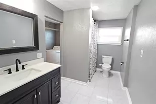 5551 Fairway Dr, Ridge Manor, FL 33523 - Photo 14