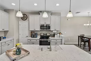 29934 Southwell Ln, Wesley Chapel, FL 33543 - Photo 8