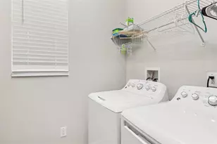 24928 Lambrusco Loop, Lutz, FL 33559 - Photo 20