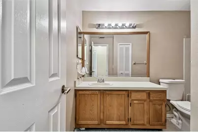 2124 Fletchers Point Circle, Tampa, FL 33613 - Photo 36