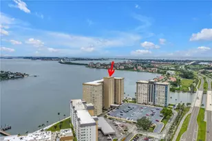 5200 Brittany Dr S, Saint Petersburg, FL 33715 - Photo 90