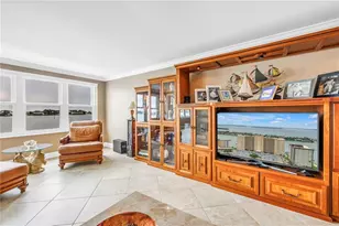 5200 Brittany Dr S, Saint Petersburg, FL 33715 - Photo 18