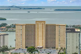 5200 Brittany Dr S, Saint Petersburg, FL 33715 - Photo 1