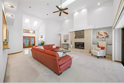 9807 Compass Point Way, Tampa, FL 33615 - Photo 14