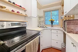 4900 Harding Rd N, Saint Petersburg, FL 33709 - Photo 16