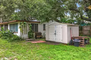 4900 Harding Rd N, Saint Petersburg, FL 33709 - Photo 44