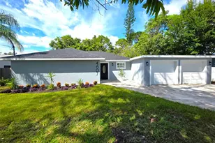 4607 W Ballast Point Blvd, Tampa, FL 33611 - Photo 10