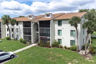 1871 Pine Ridge Way W, Palm Harbor, FL 34684 - Photo 1