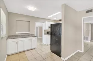 6360 34th Ave N, Saint Petersburg, FL 33710 - Photo 14