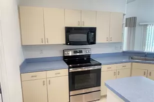 2132 W Del Webb Blvd, Sun City Center, FL 33573 - Photo 8