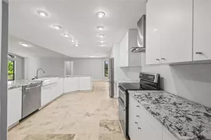 2939 Chancery Ln, Clearwater, FL 33759 - Photo 22