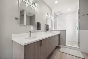 12400 Capri Cir N, Treasure Island, FL 33706 - Photo 24