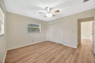 4429 Dolphin Dr, Tampa, FL 33617 - Photo 16