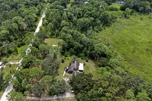 8605 Fussell Dr, Wesley Chapel, FL 33545 - Photo 6