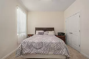 8040 Wheat Stone Dr, Zephyrhills, FL 33540 - Photo 22