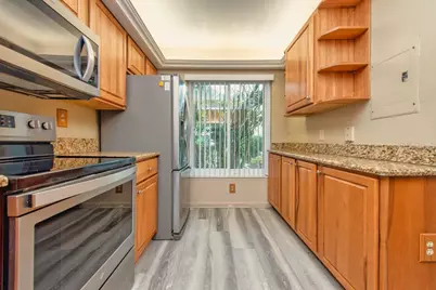 6219 Palma Del Mar Boulevard S #114, Saint Petersburg, FL 33715 - Photo 14