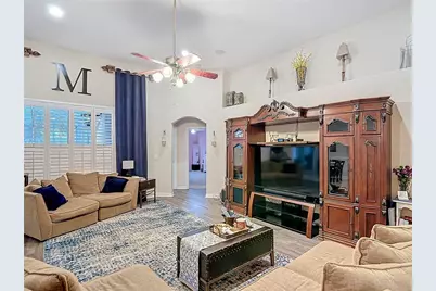 311 Golden Elm Drive, Seffner, FL 33584 - Photo 10