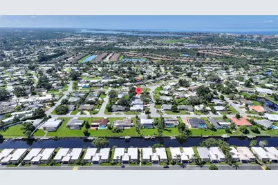 5529 Yorkshire Way, Sarasota, FL 34231 - Photo 12