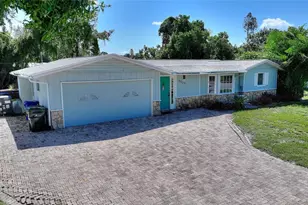 5529 Yorkshire Way, Sarasota, FL 34231 - Photo 2