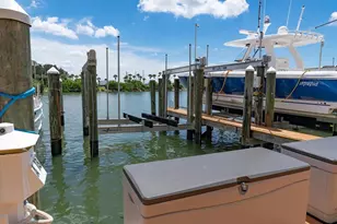 601 American Legion Dr, Madeira Beach, FL 33708 - Photo 6