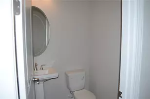 34109 Tributary Ct, Wesley Chapel, FL 33543 - Photo 20