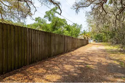 1810 Cemetery Road, Holiday, FL 34691 - Photo 18