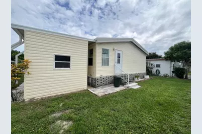 88 Pindo Palm Street W, Largo, FL 33770 - Photo 6