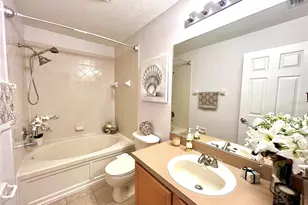 207 Penmark Stone Pl, Valrico, FL 33594 - Photo 12