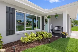 237 Mineola Dr E, Belleair Bluffs, FL 33770 - Photo 2