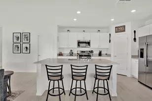 1726 Lanier Rd, Zephyrhills, FL 33541 - Photo 10