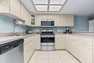 100 Ingrid Pl, Oldsmar, FL 34677 - Photo 12