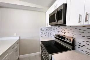 8562 94th Ave, Seminole, FL 33777 - Photo 20