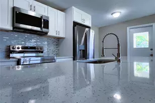 8562 94th Ave, Seminole, FL 33777 - Photo 16